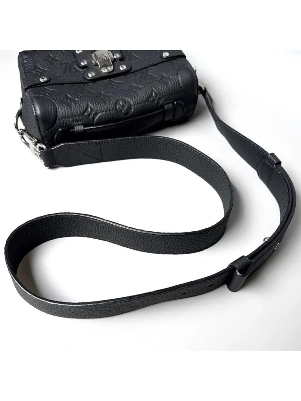 Louis Vuitton Monogram Taurillon Soul Trunk Black